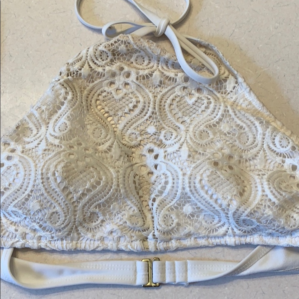 Lace halter bathing suit top 👙